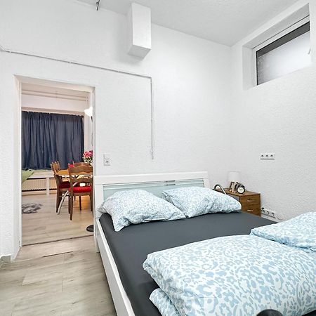2 Zimmer Apartment Fuer 6 P, 15 Min Zum Flughafen Έσλινγκεν Εξωτερικό φωτογραφία