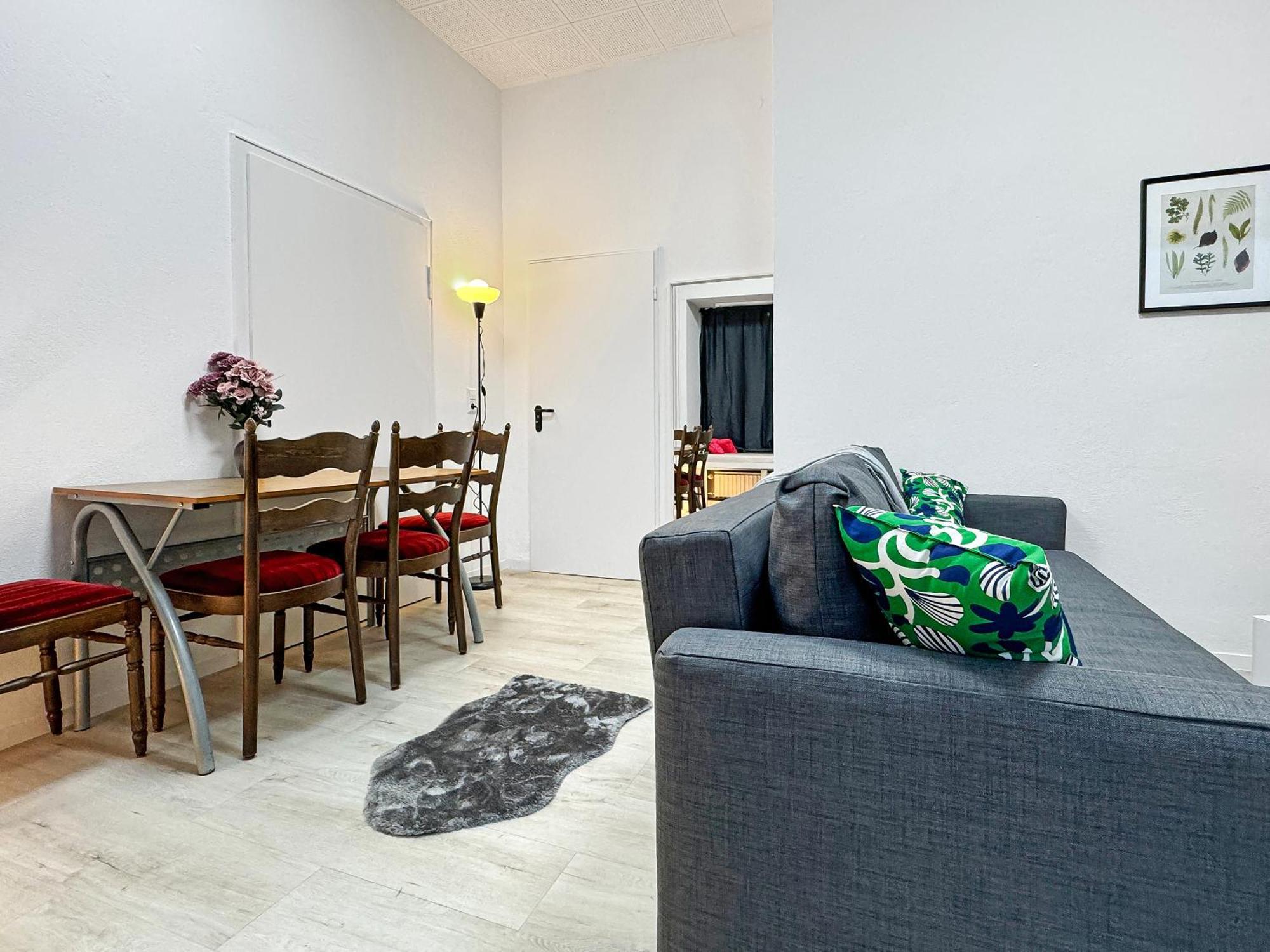 2 Zimmer Apartment Fuer 6 P, 15 Min Zum Flughafen Έσλινγκεν Εξωτερικό φωτογραφία