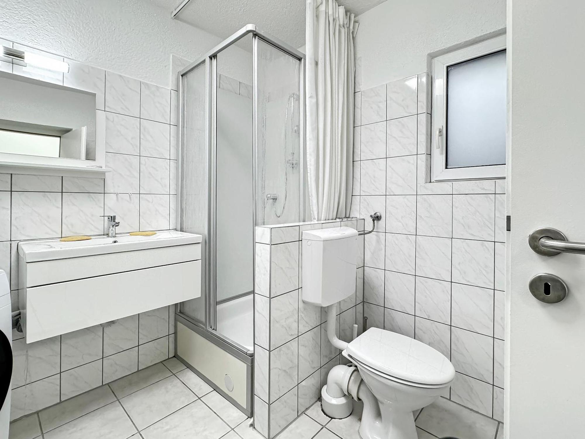 2 Zimmer Apartment Fuer 6 P, 15 Min Zum Flughafen Έσλινγκεν Εξωτερικό φωτογραφία